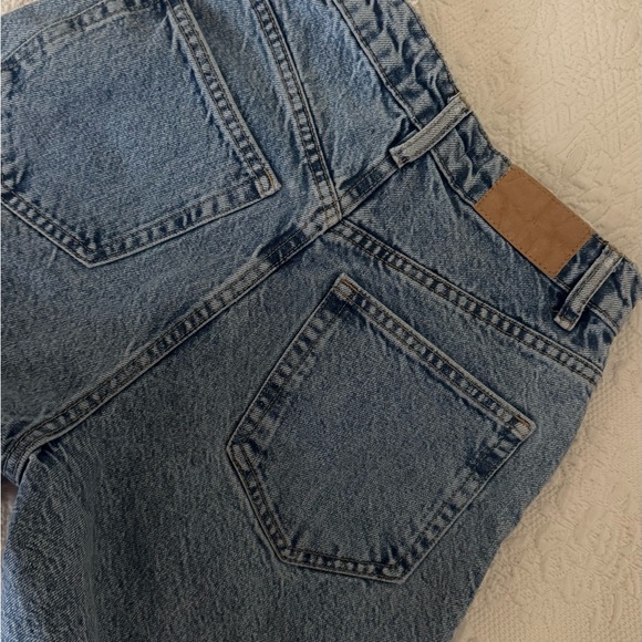 Classic Zara thick Denim women’s Shorts - Picture 4 of 6
